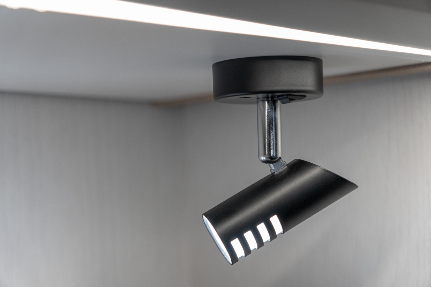 Sao pbouwspot LED met schakelaar en USB-C Sao pbouwspot LED met schakelaar en USB-C